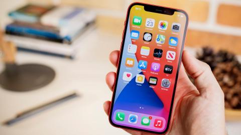 iOS 版本全览：从最初到最新的每一次更新