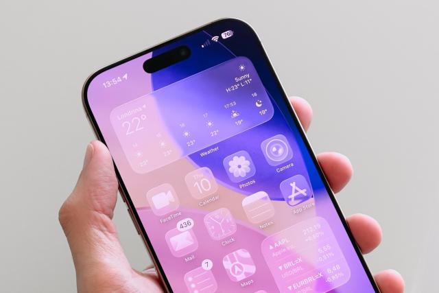 iOS 26 通知看不清？教你减弱「液态玻璃」效果